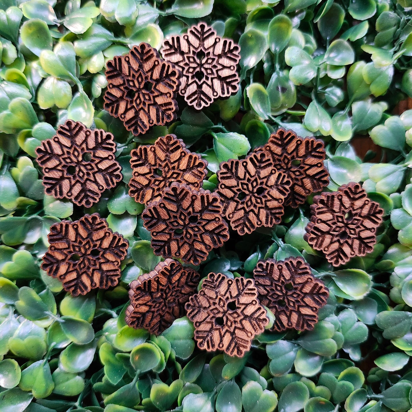 Wooden Holiday Buttons (set of 12)
