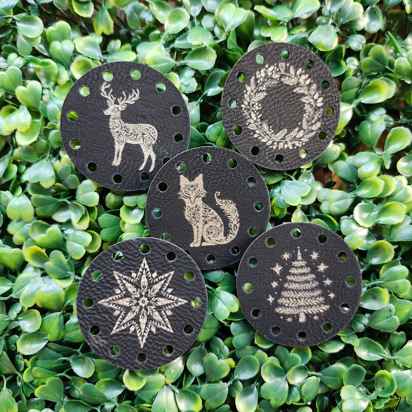 Scandinavian Christmas Circle Patches (set of 10)