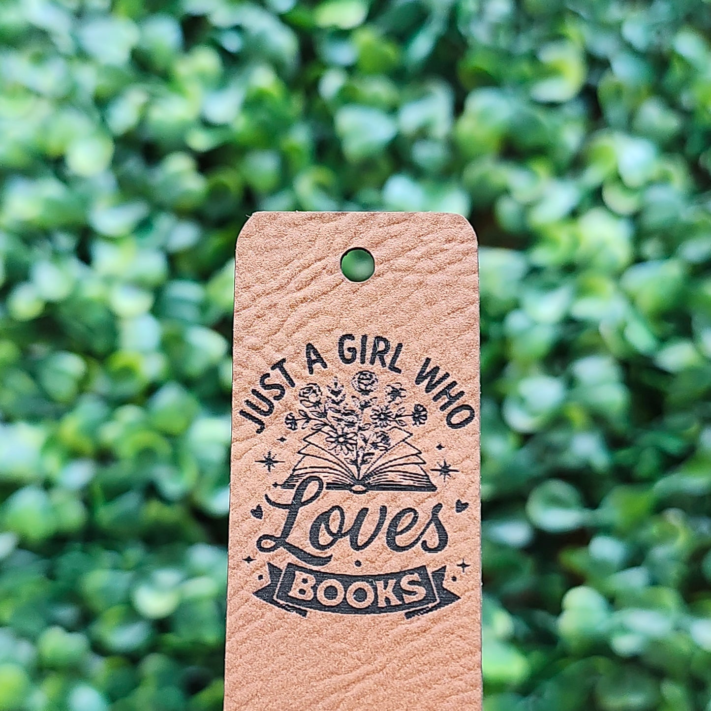 Hooked on Books Folded Tags