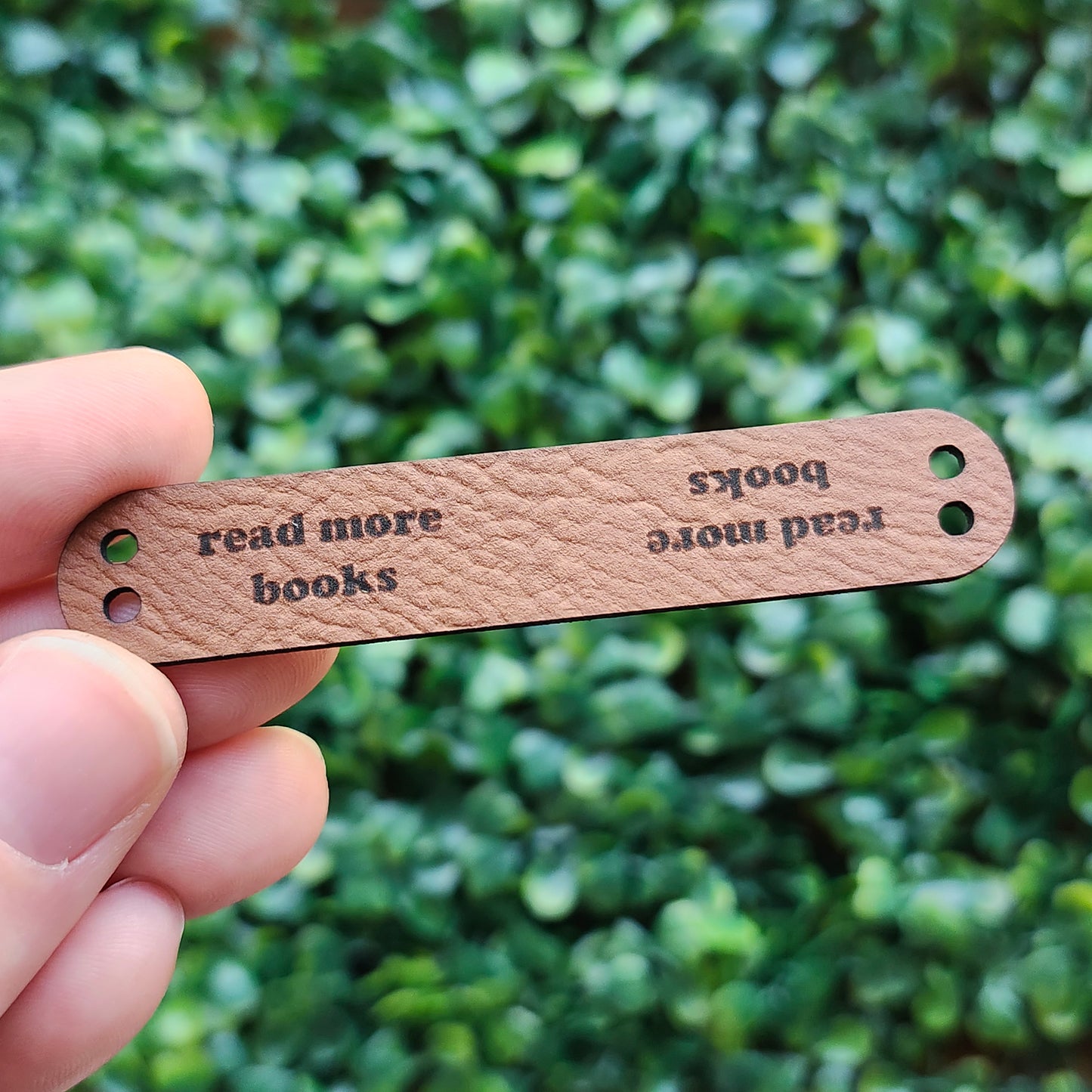 Hooked on Books Sew-On Mini Tags