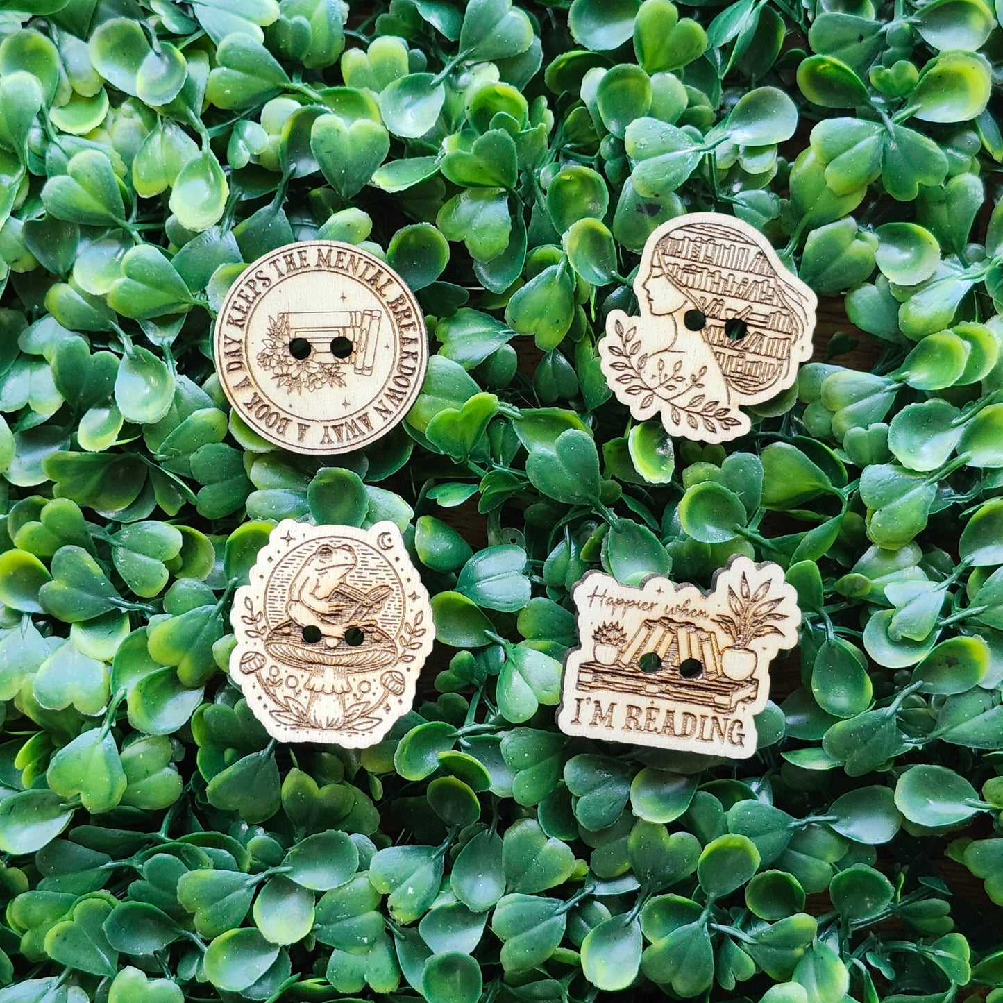 Hooked on Books Buttons/Charms (set of 8)
