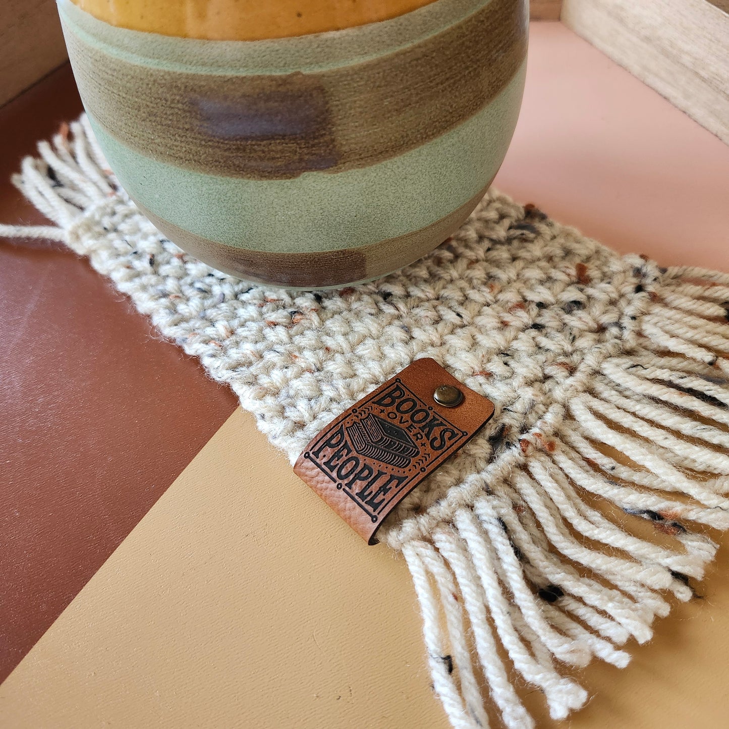 Hooked on Books Folded Tags